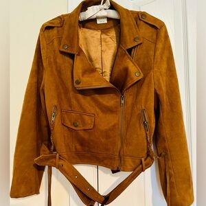 Ellison women’s‎ brown leather/suede jacket size medium.